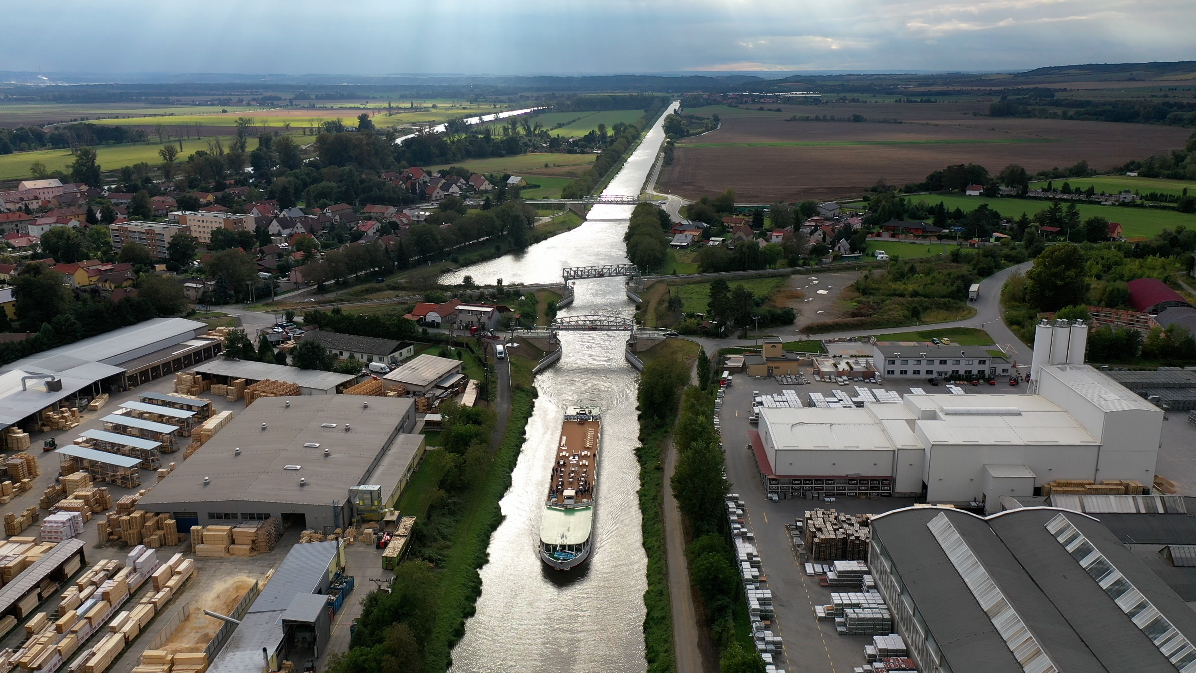 Vraňansko – Hořínský kanál byl slavnostně zprovozněn